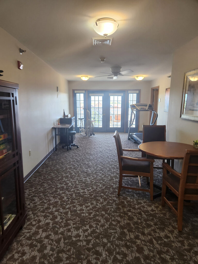 Charter Senior Living of Verona Sitting Area